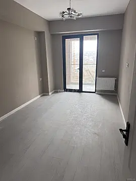 Satılır 5 otaqlı mənzil 126.3 m²