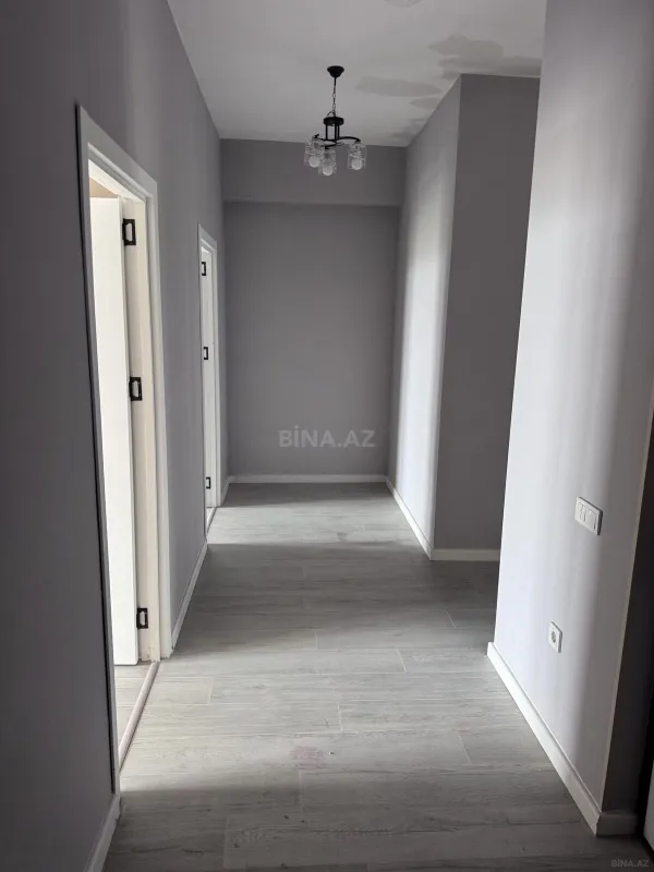 Satılır 5 otaqlı mənzil 126.3 m²