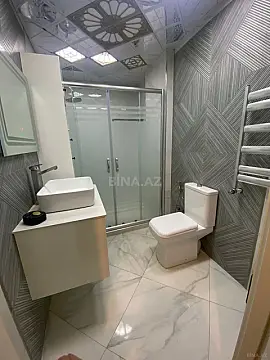 Kirayə verilir 2 otaqlı mənzil 70 m²