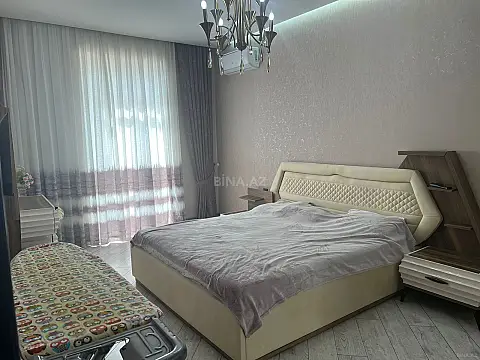 Kirayə verilir 4 otaqlı mənzil 150 m²