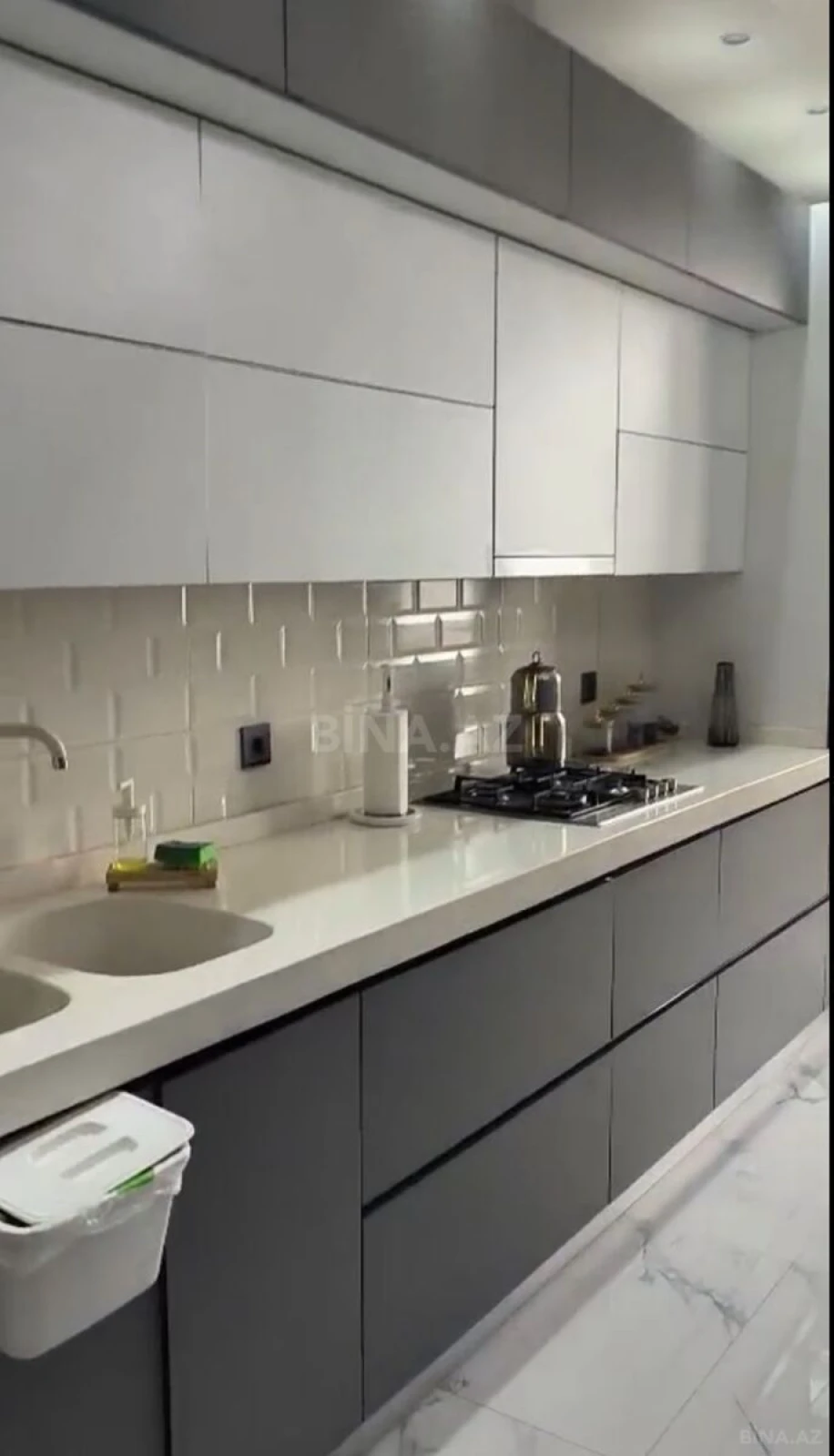 Kirayə verilir 4 otaqlı mənzil 150 m²