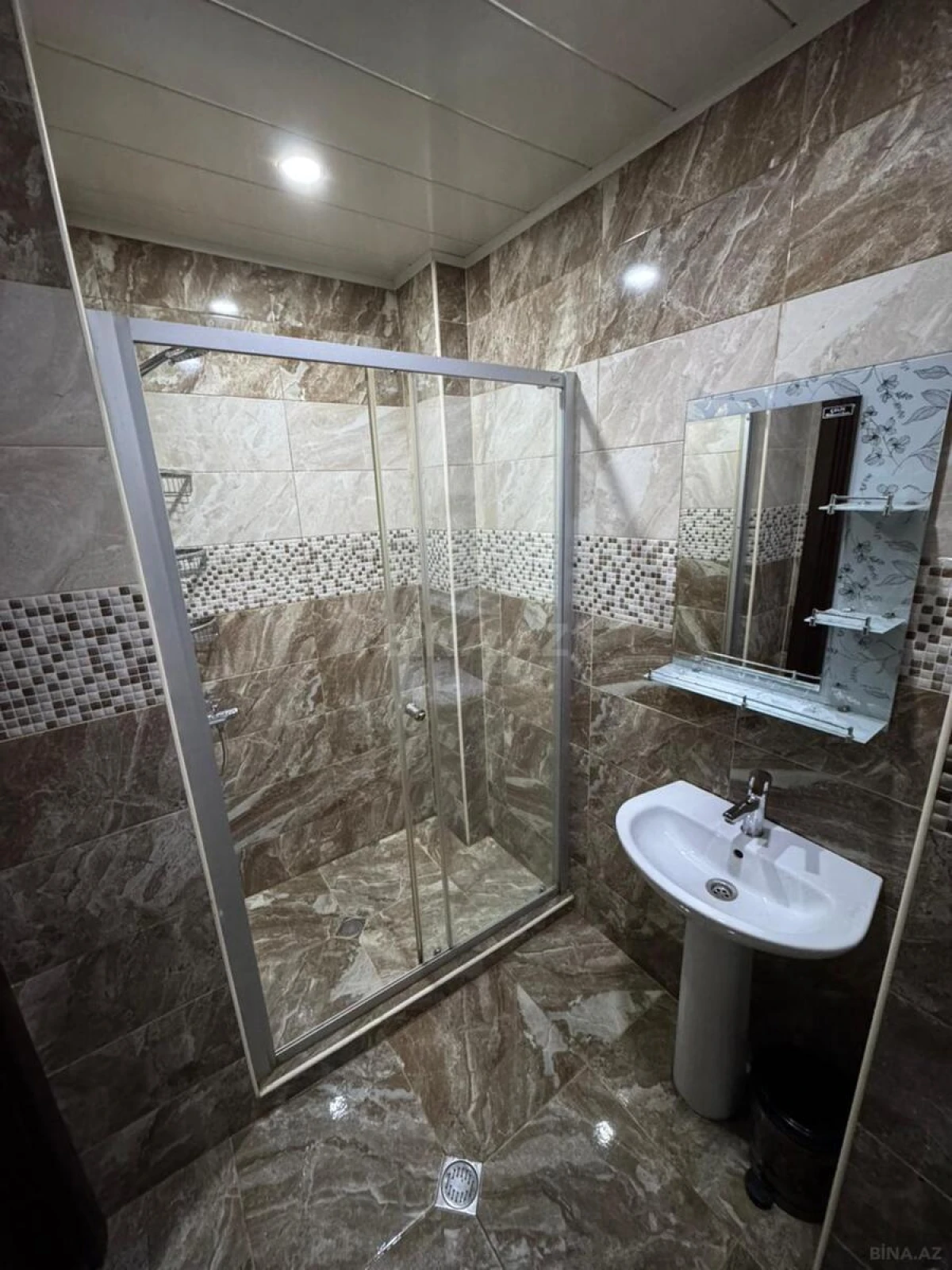 Satılır 3 otaqlı mənzil 60 m²