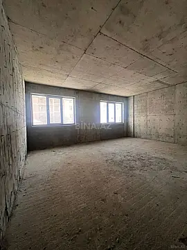 Satılır 4 otaqlı mənzil 185 m²