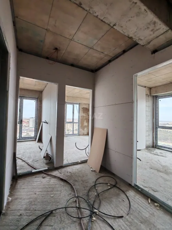 Satılır 3 otaqlı mənzil 87 m²