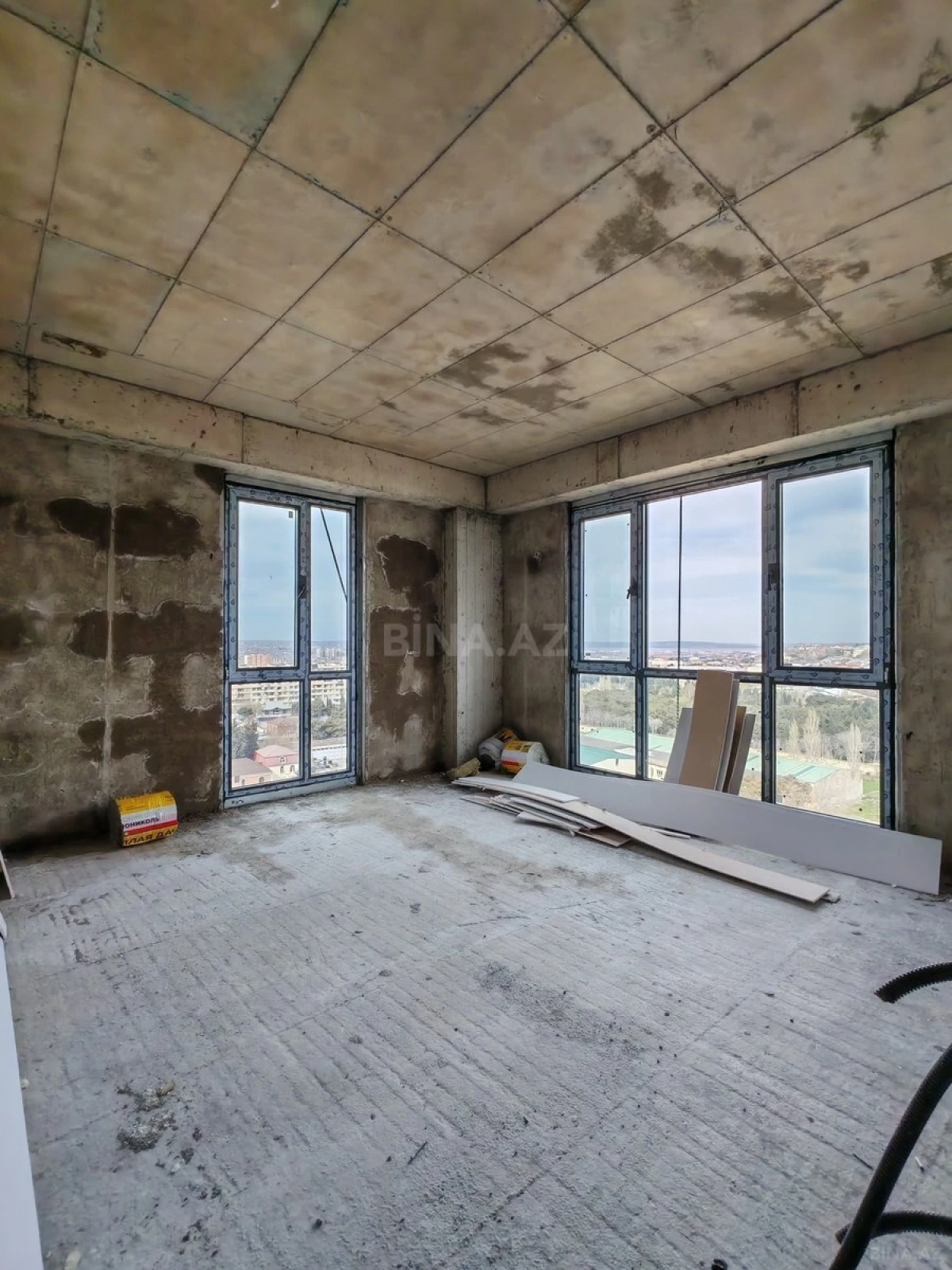 Satılır 3 otaqlı mənzil 87 m²