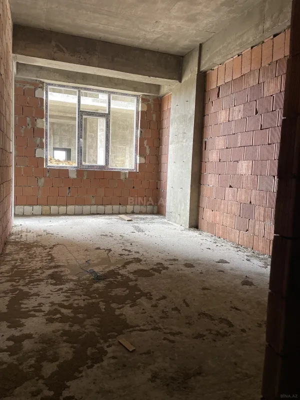 Satılır 2 otaqlı mənzil 79 m²