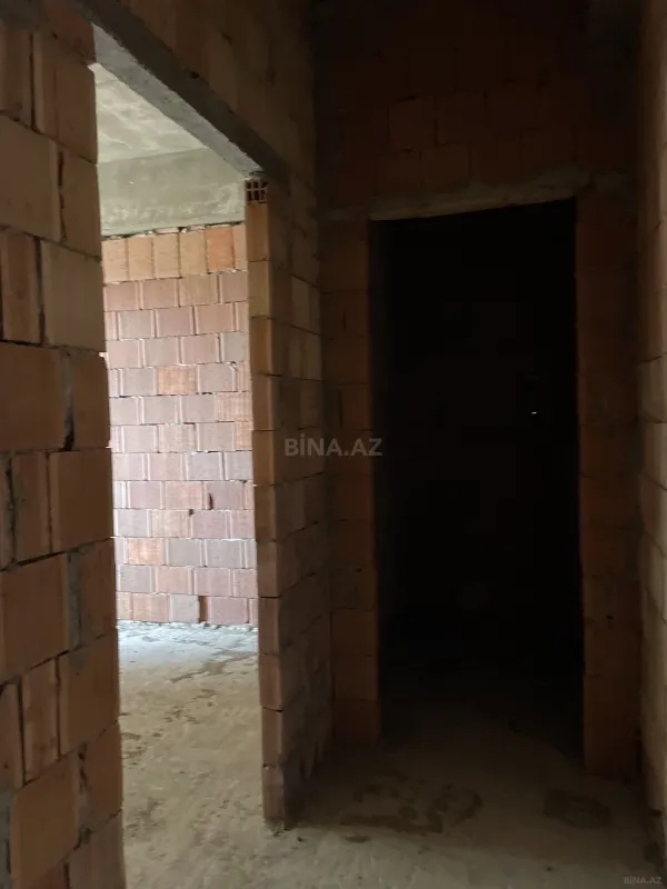 Satılır 2 otaqlı mənzil 79 m²