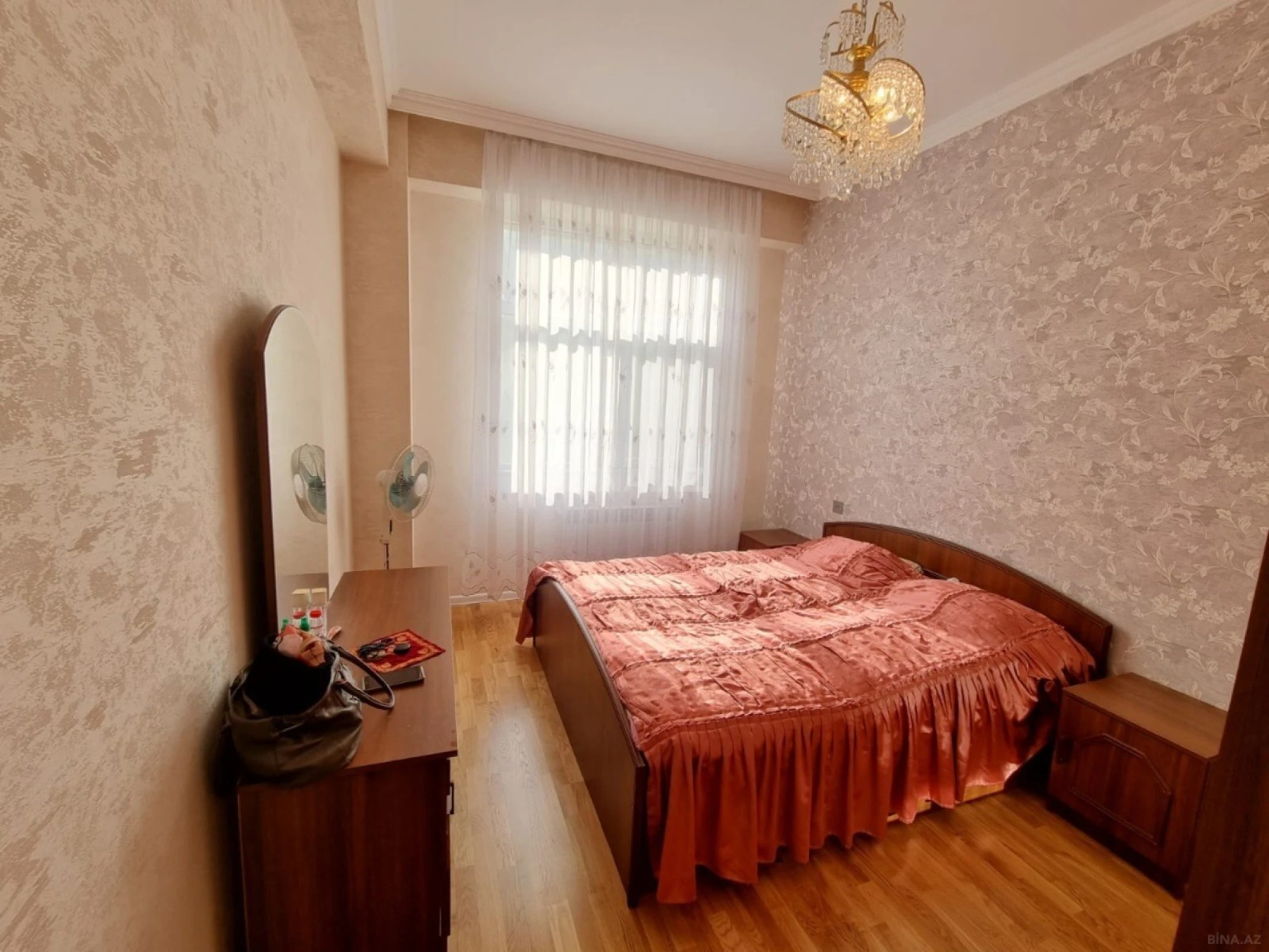 Kirayə verilir 2 otaqlı mənzil 65 m²