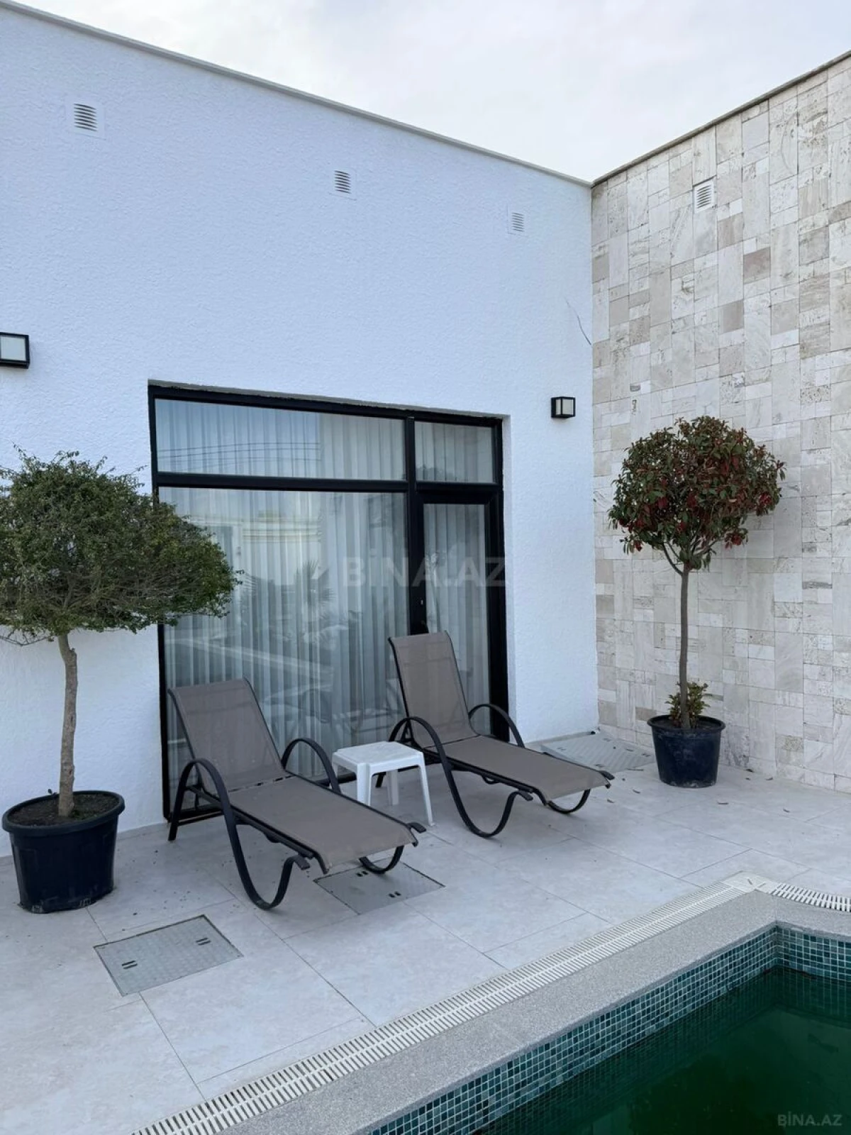 Satılır 4 otaqlı həyət evi 170 m²