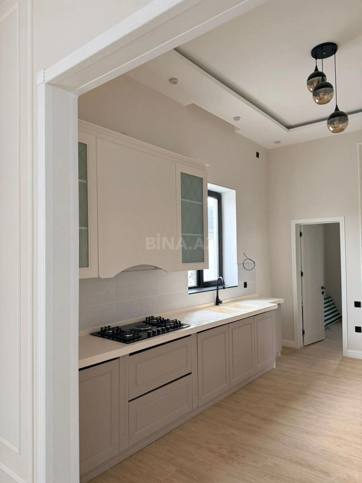 Satılır 4 otaqlı həyət evi 170 m²