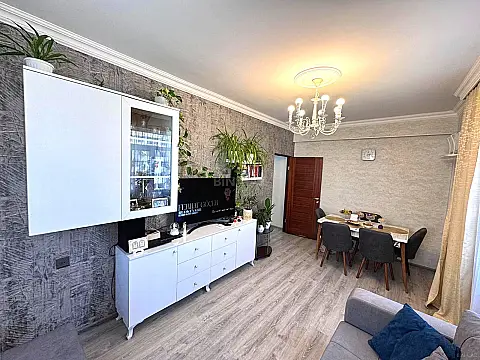 Satılır 2 otaqlı mənzil 50 m²