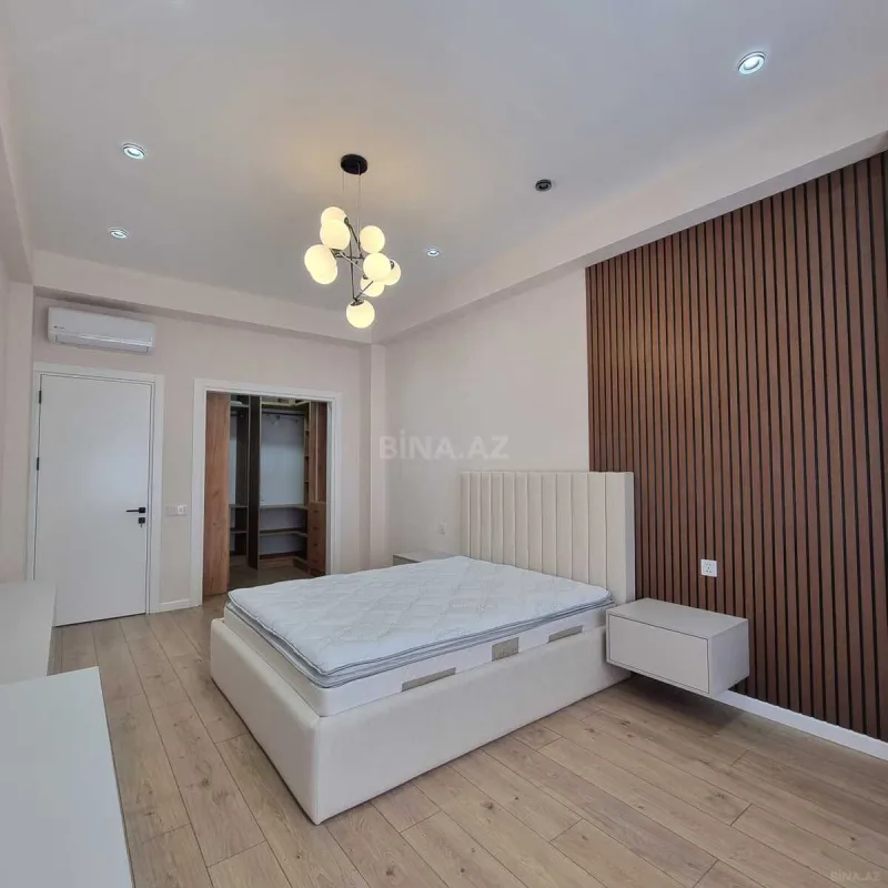 Kirayə verilir 3 otaqlı mənzil 130 m²