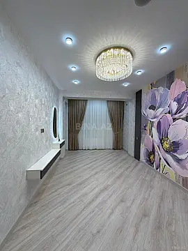 Satılır 3 otaqlı mənzil 110 m²