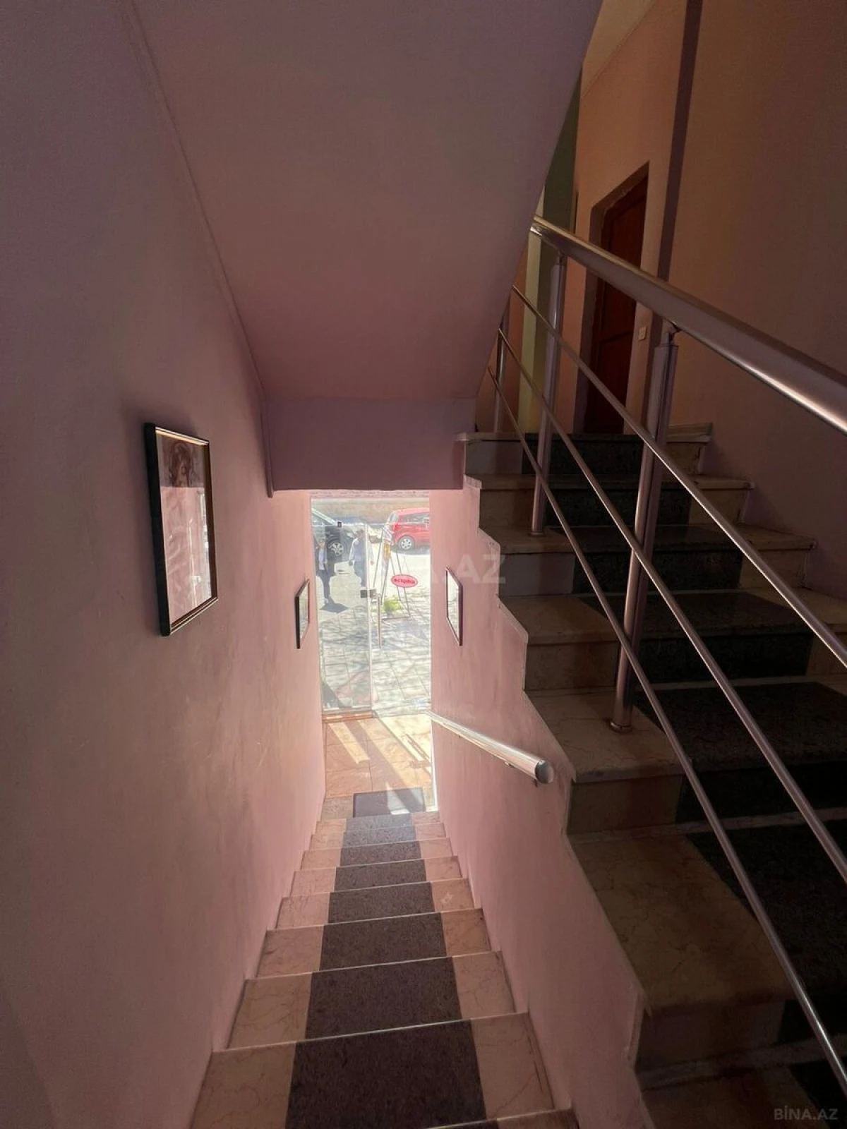 Kirayə verilir 7 otaqlı ofis 180 m²