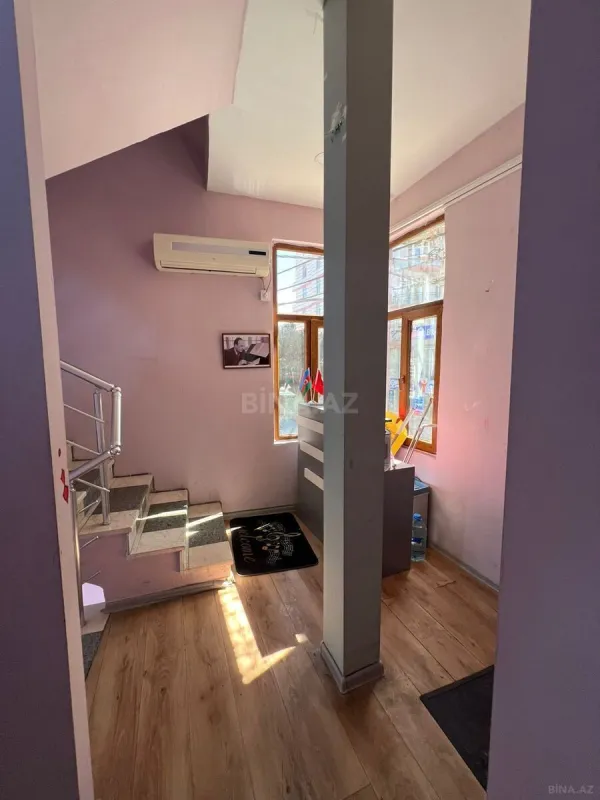 Kirayə verilir 7 otaqlı ofis 180 m²