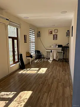 Kirayə verilir 7 otaqlı ofis 180 m²