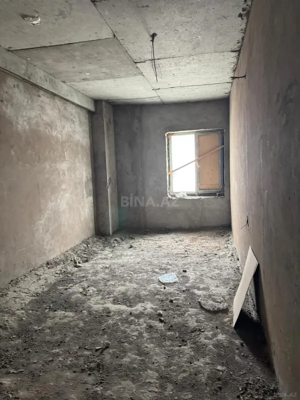 Satılır 3 otaqlı mənzil 158 m²