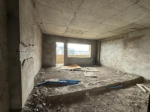 Satılır 3 otaqlı mənzil 158 m²