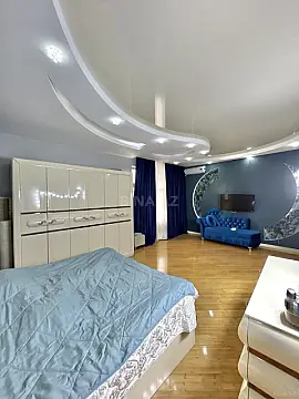 Satılır 3 otaqlı mənzil 184 m²