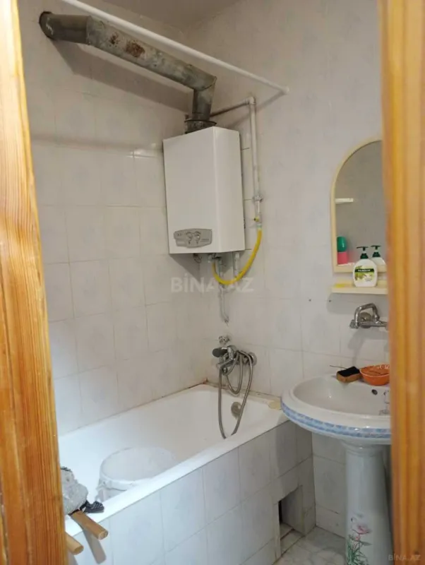 Satılır 2 otaqlı mənzil 58 m²