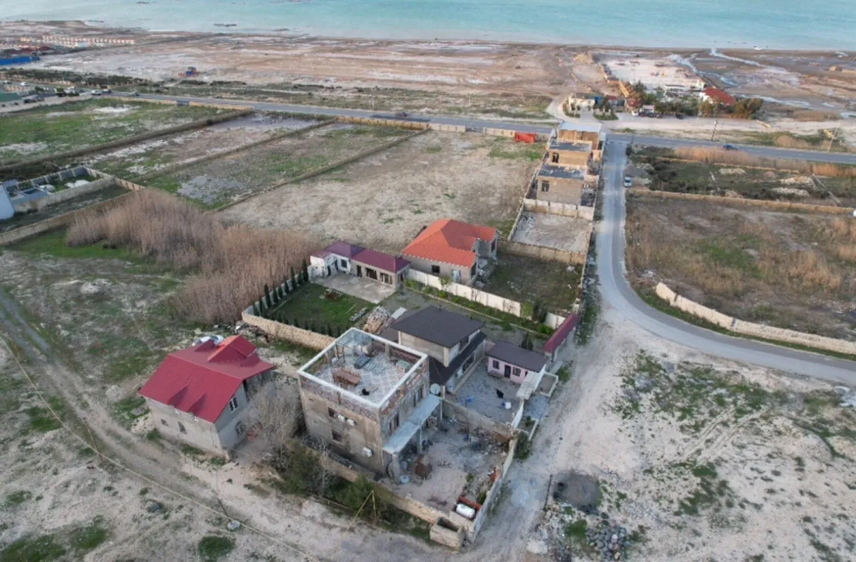 Satılır həyət evi 210 m²