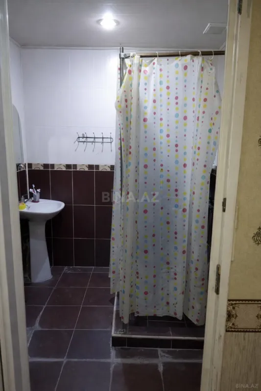 Satılır 3 otaqlı mənzil 76 m²