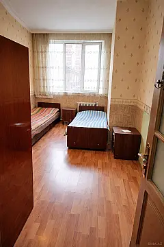 Satılır 3 otaqlı mənzil 76 m²