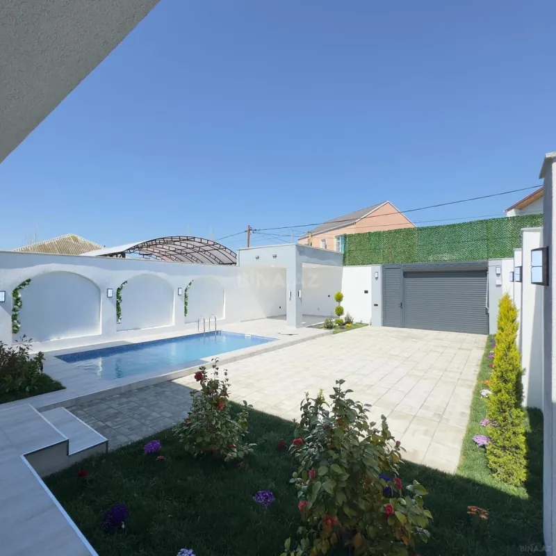 Satılır 4 otaqlı həyət evi 150 m²