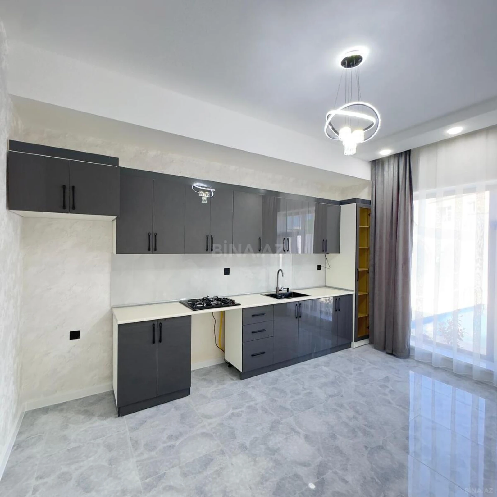 Satılır 4 otaqlı həyət evi 150 m²