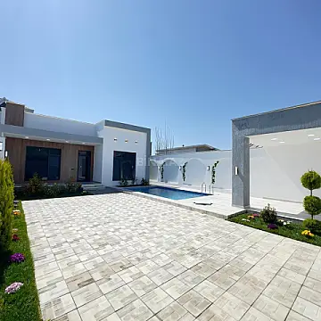 Satılır 4 otaqlı həyət evi 150 m²