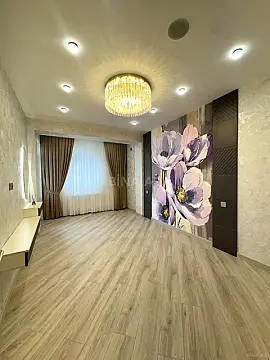 Satılır 3 otaqlı mənzil 110 m²