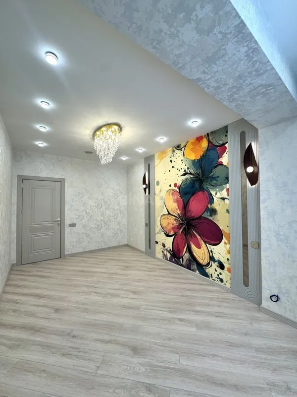 Satılır 3 otaqlı mənzil 110 m²