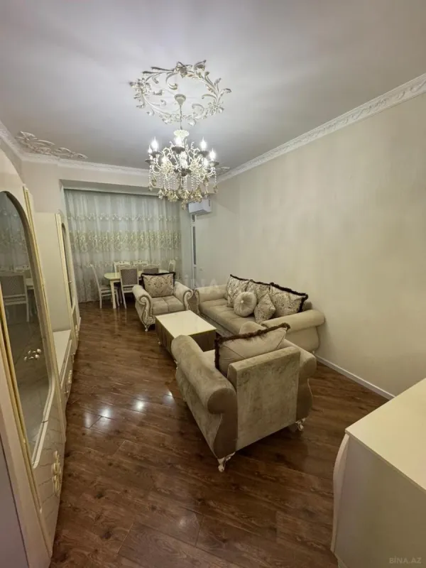 Kirayə verilir 2 otaqlı mənzil 62 m²