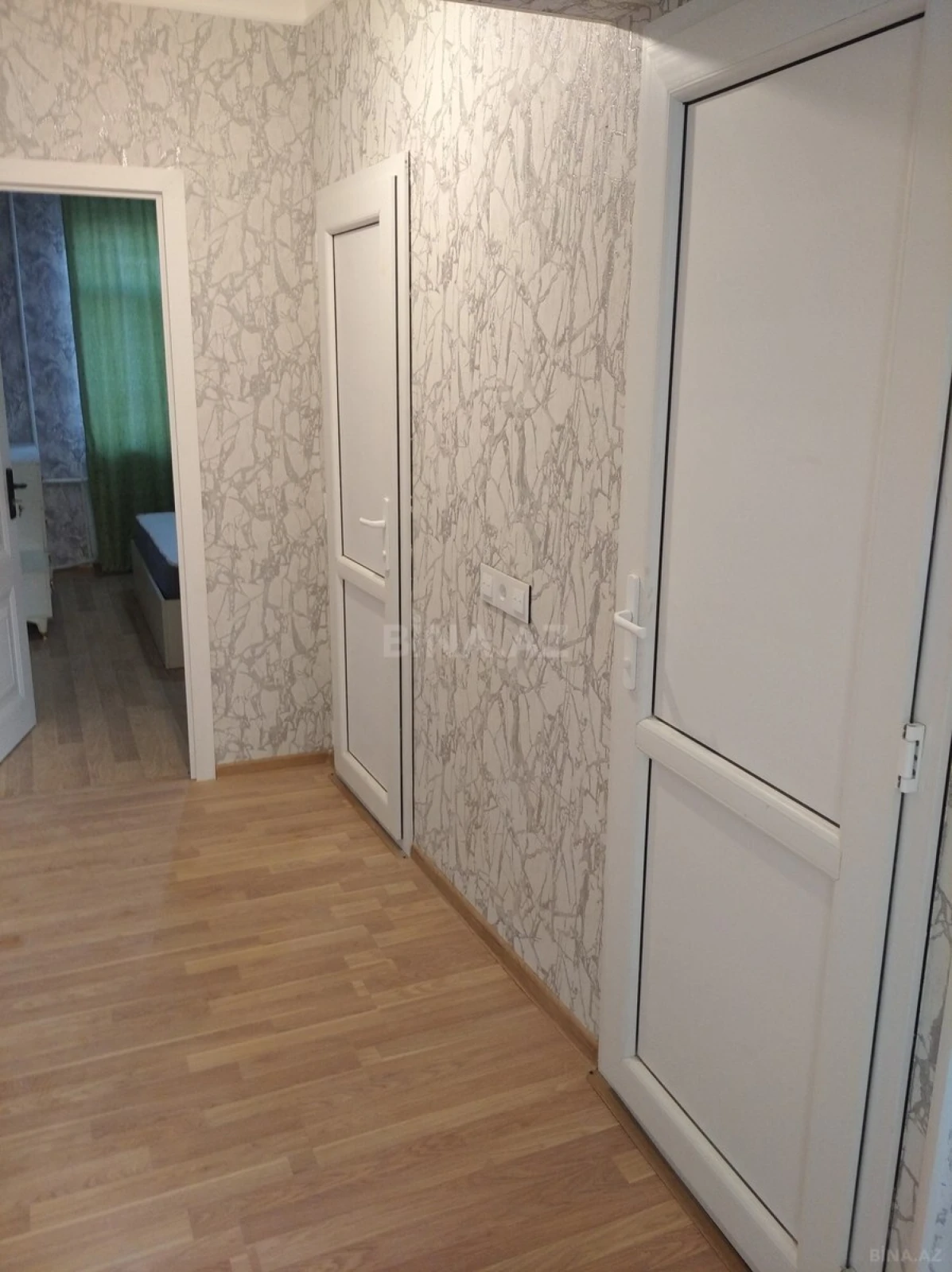 Kirayə verilir 2 otaqlı mənzil 60 m²
