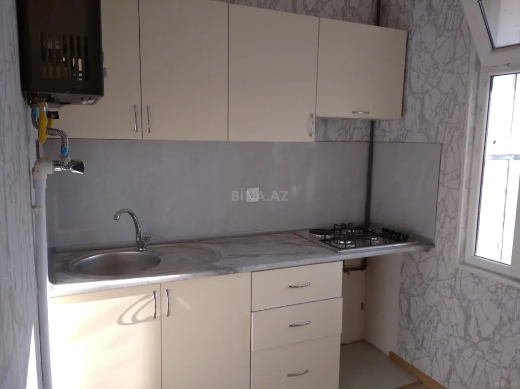 Kirayə verilir 2 otaqlı mənzil 60 m²