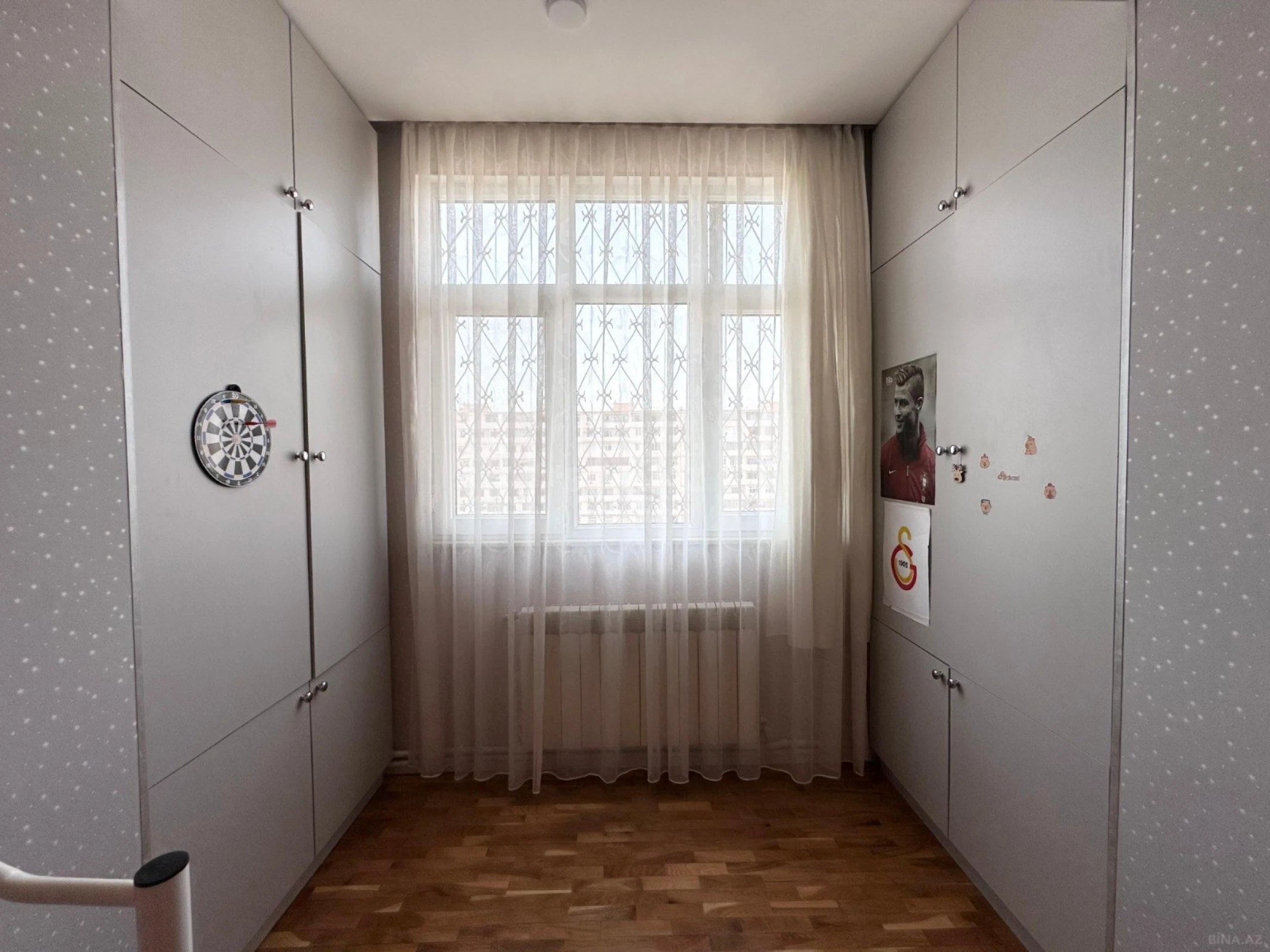 Satılır 4 otaqlı mənzil 85 m²