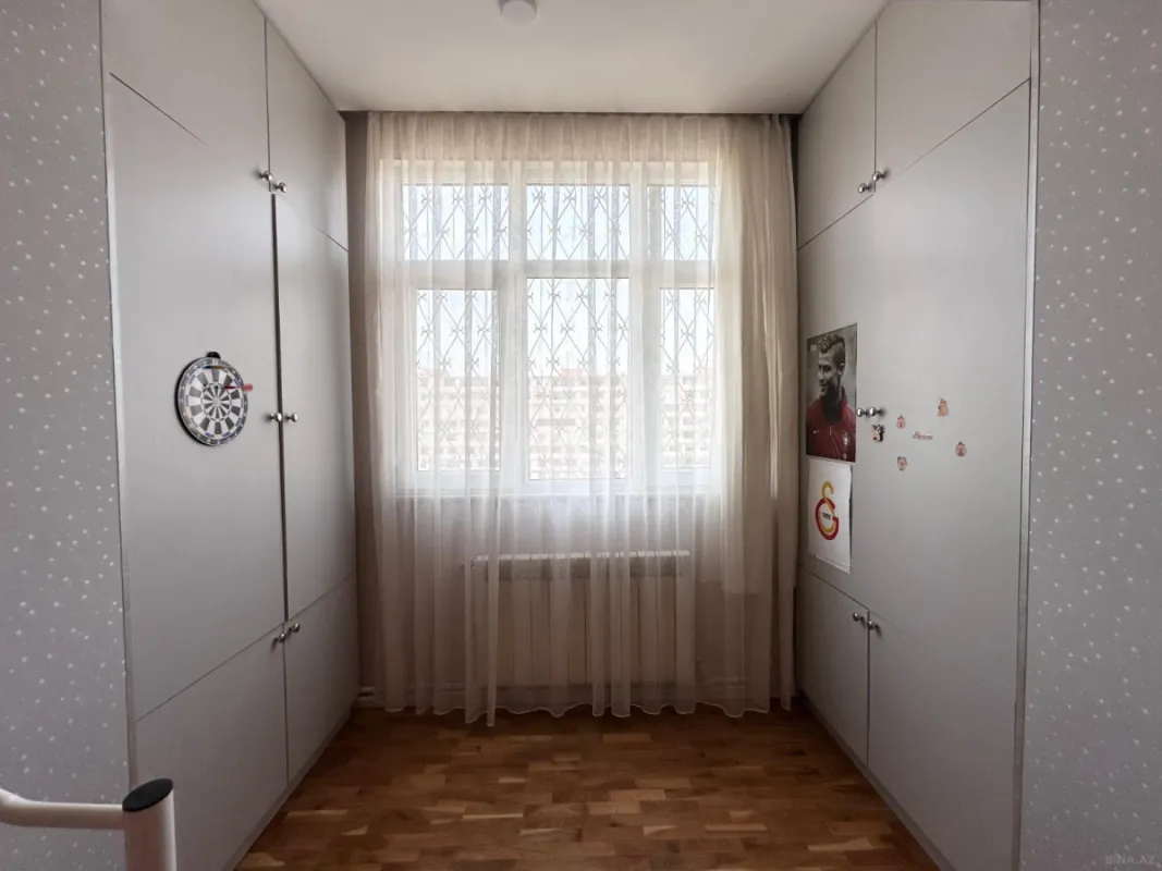 Satılır 4 otaqlı mənzil 85 m²