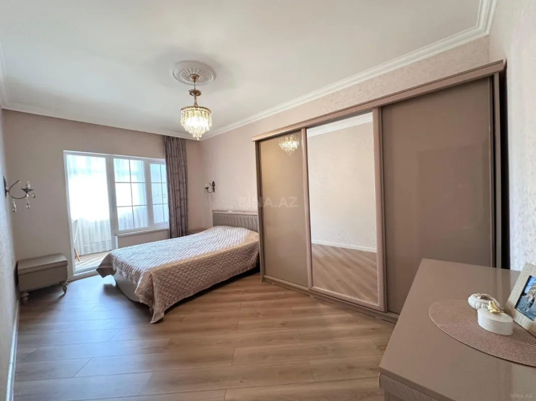 Satılır 4 otaqlı mənzil 85 m²