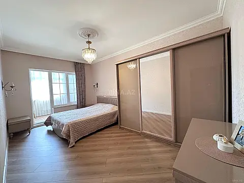 Satılır 4 otaqlı mənzil 85 m²