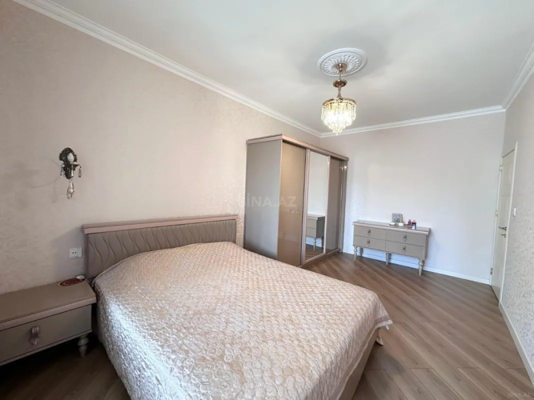 Satılır 4 otaqlı mənzil 85 m²
