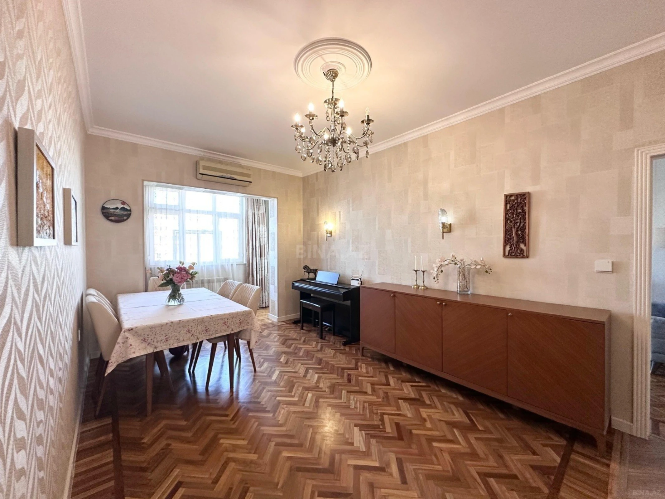 Satılır 4 otaqlı mənzil 85 m²