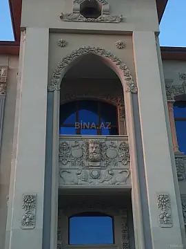 Satılır 5 otaqlı həyət evi 400 m²
