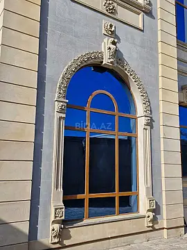 Satılır 5 otaqlı həyət evi 400 m²