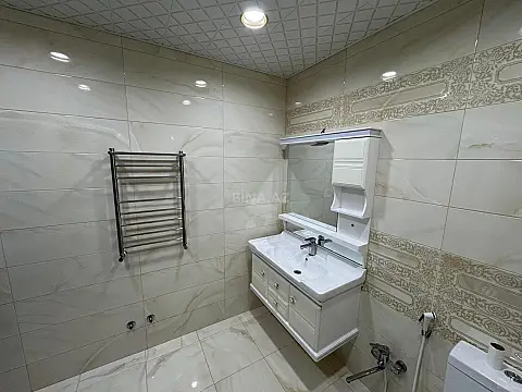Kirayə verilir 2 otaqlı mənzil 75 m²