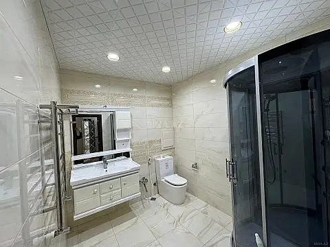 Kirayə verilir 2 otaqlı mənzil 75 m²