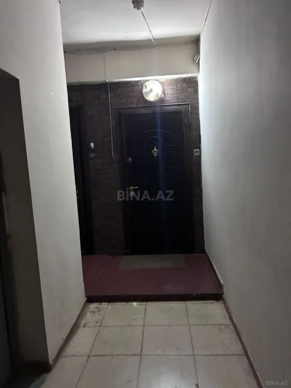 Satılır 3 otaqlı mənzil 152 m²