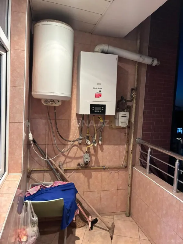 Satılır 3 otaqlı mənzil 152 m²