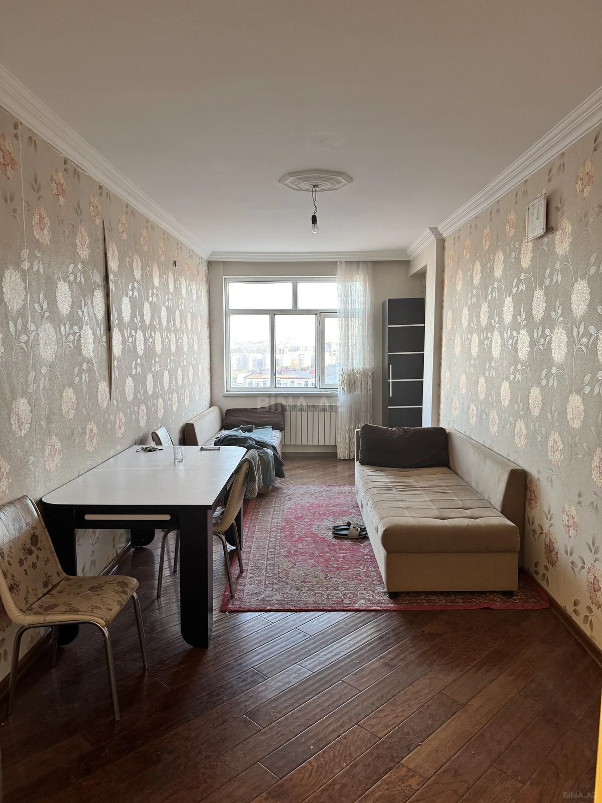 Kirayə verilir 3 otaqlı mənzil 120 m²