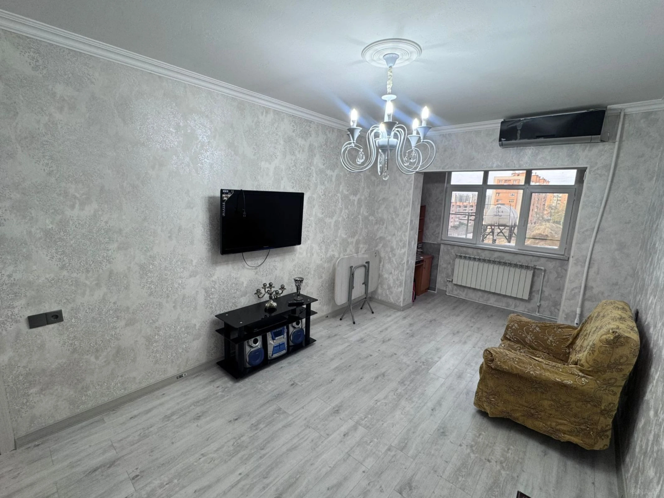 Satılır 2 otaqlı mənzil 60 m²