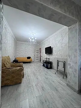 Satılır 2 otaqlı mənzil 60 m²